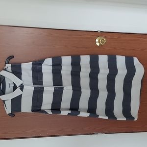 Pre owned old navy dress size Large